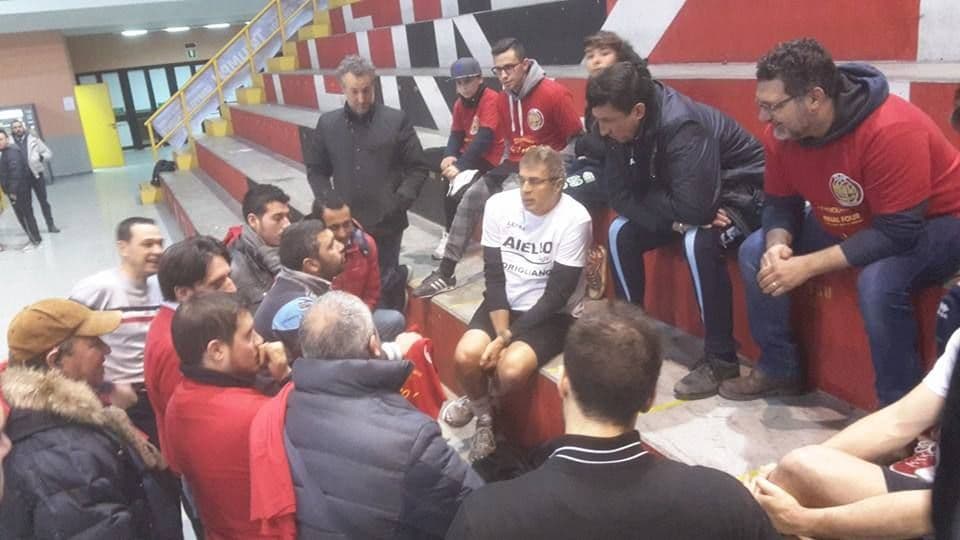 Corigliano, I mille del Brillìa: "Crediamo molto nei ragazzi della Caffé Aiello"