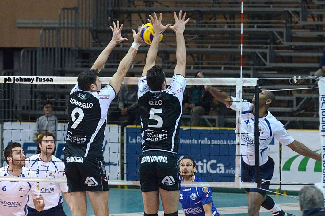 Caffè Aiello Corigliano in campo a Pasqua, in palio la semifinale