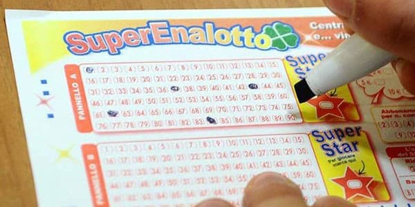 Superenalotto, altre vincite in Calabria