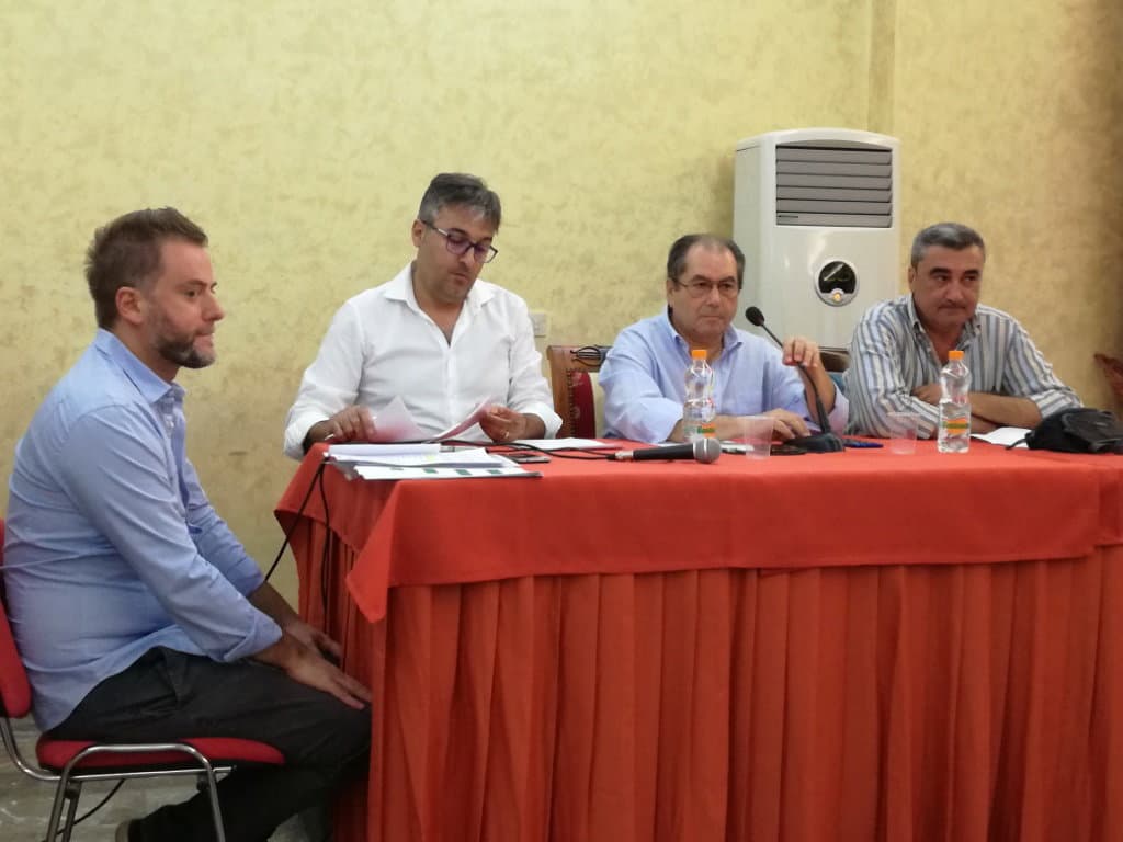 Ambiente, a Villapiana scambio di pesanti accuse
