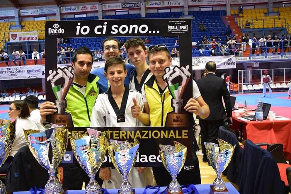 Taekwondo, medaglie agli atleti di Corigliano