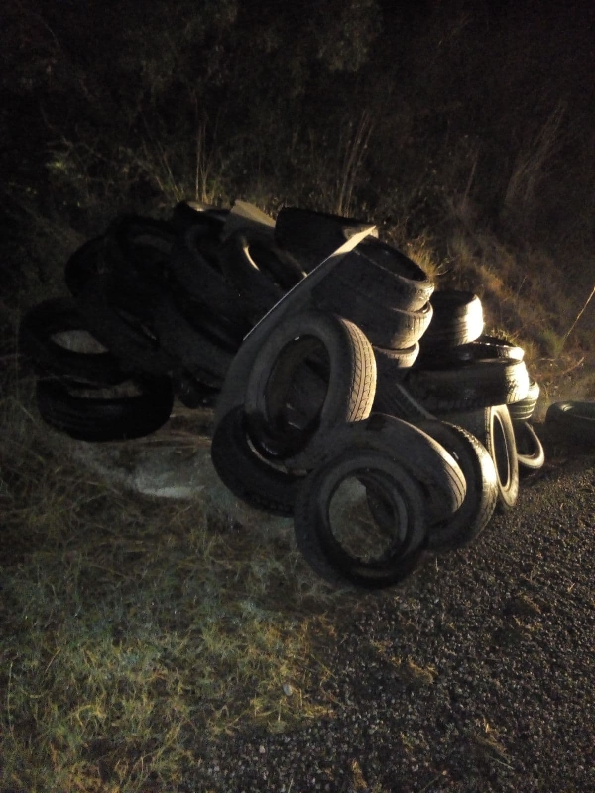 Crosia, bonificata una discarica abusiva. Intanto arrivano le fototrappole