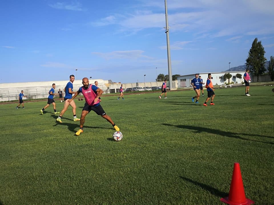 Asd Corigliano, domani ospiti allo “Stefano Rizzo”. Domenica 26 prima ufficiale di coppa Italia