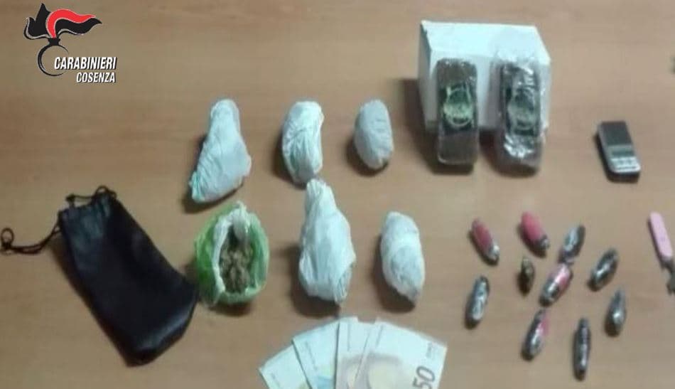 Carabinieri, arrestato 33enne per spaccio