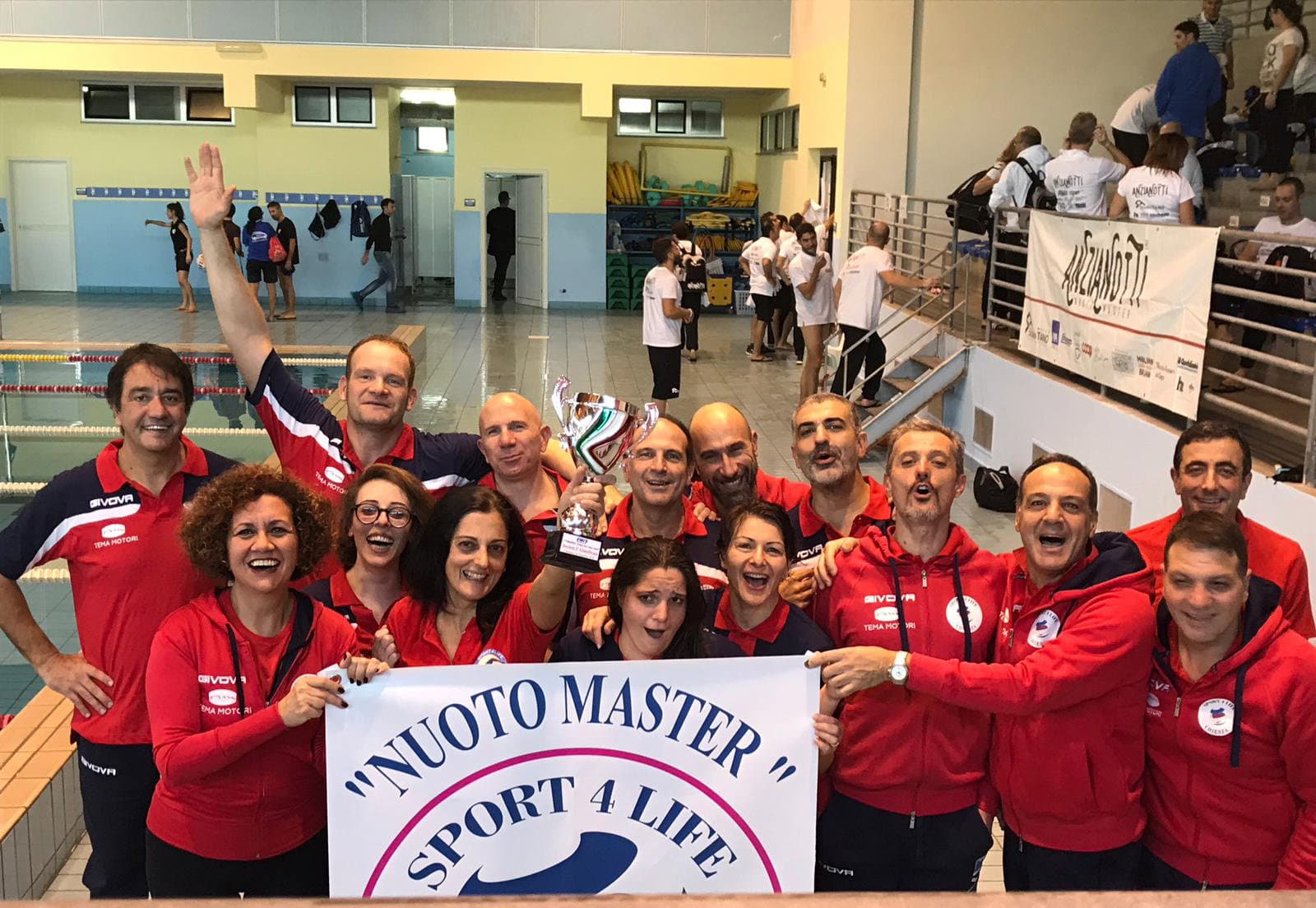 Nuoto Master: al Trofeo “Città tra i due mari” la Sport4life sale sul podio
