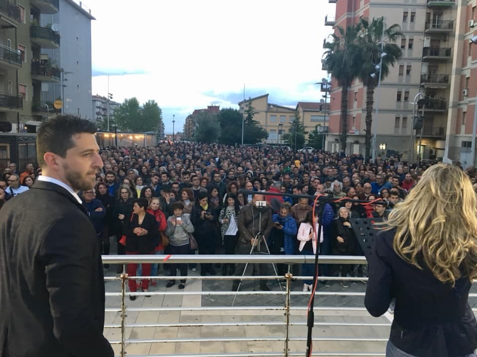 Continuano i comizi di Flavio Stasi. Ora Schiavonea e Rossano centro storico