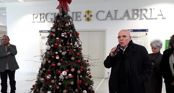 Oliverio: «Caro Zingaretti, non dividerò il partito a metà. Faccio un passo indietro»