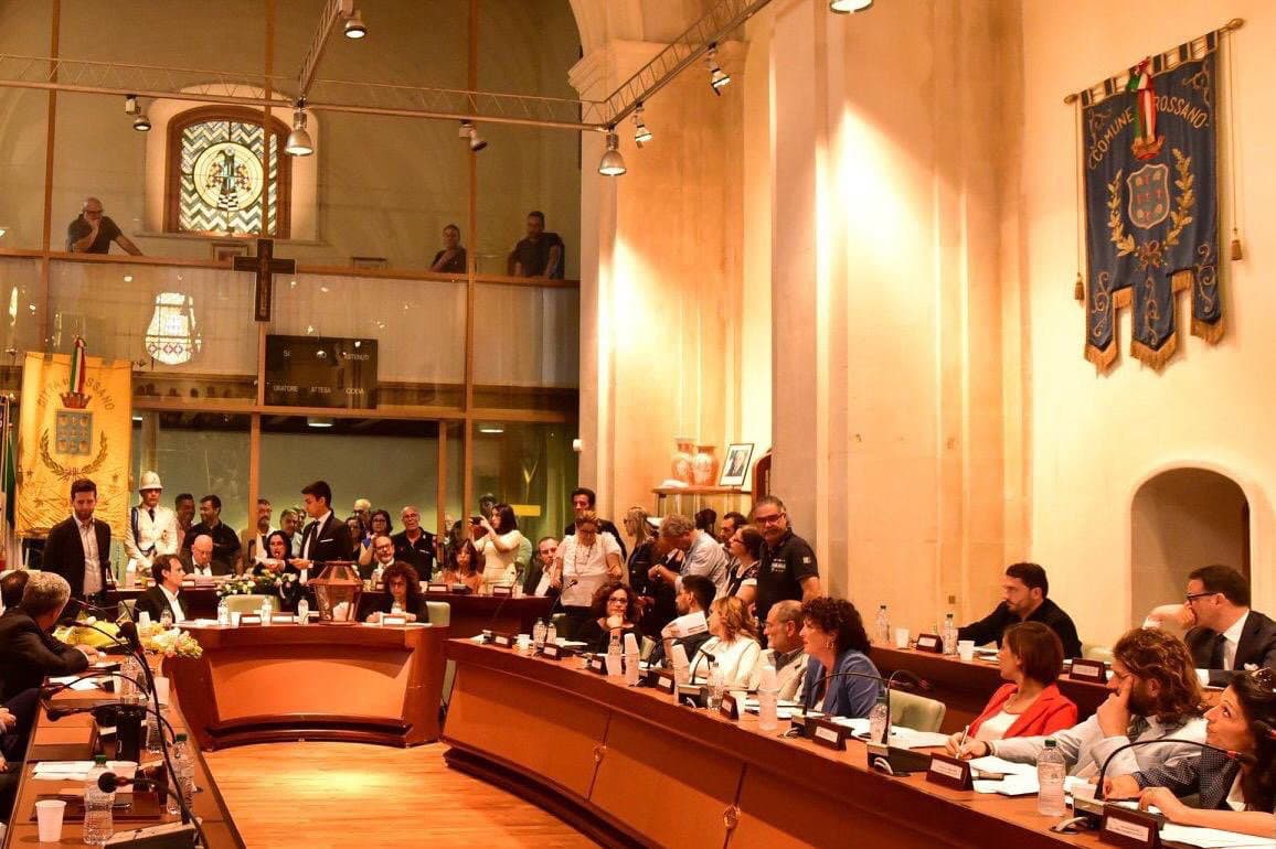 Corigliano Rossano, replica della maggioranza: opposizione sotto shock