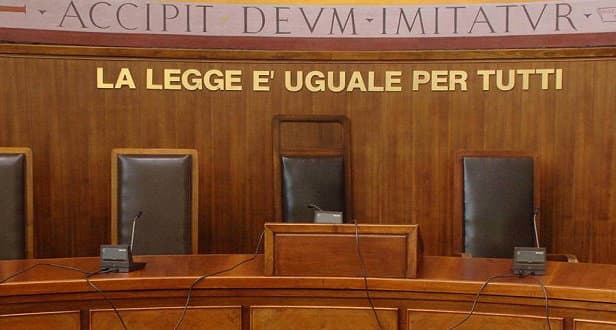Omicidio Barbieri, iniziato il processo per le due donne accusate di favoreggiamento