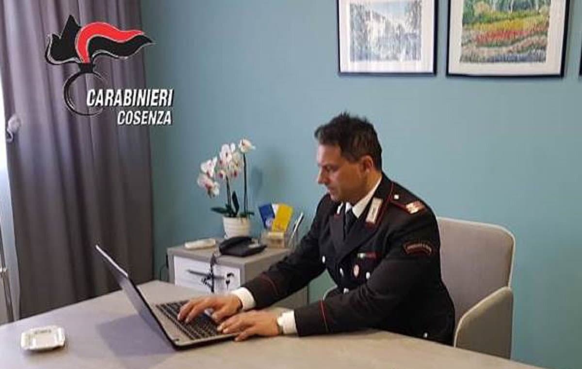 Cosenza, arrestato un 47enne per aver picchiato la madre