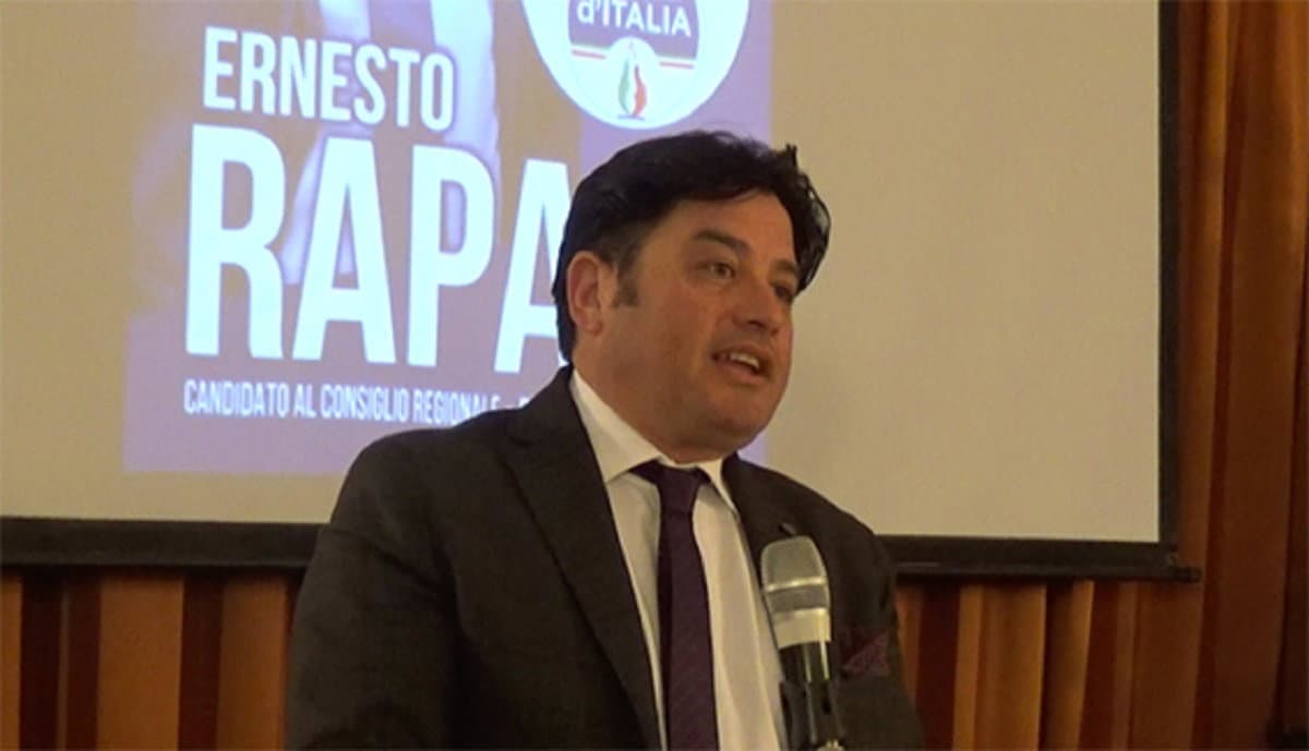 Rapani: «Parlamentari del M5s? Buoni solo a scaldare il banco. SS106 assente nel Recovery plan»