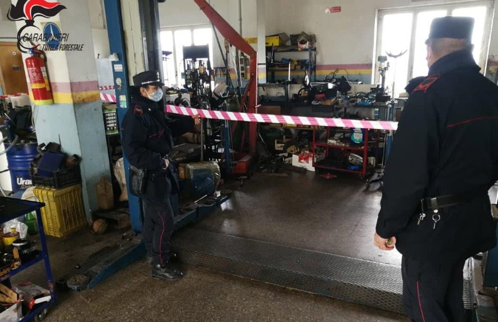 Il Carabinieri pongono sotto sequestro un’autofficina