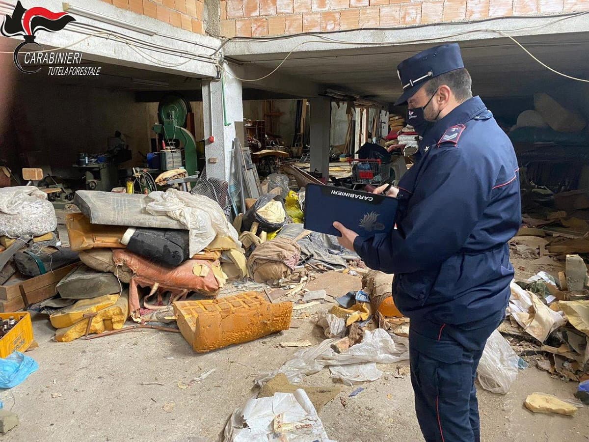 San Benedetto Ullano, denunciato per combustione illecita di rifiuti