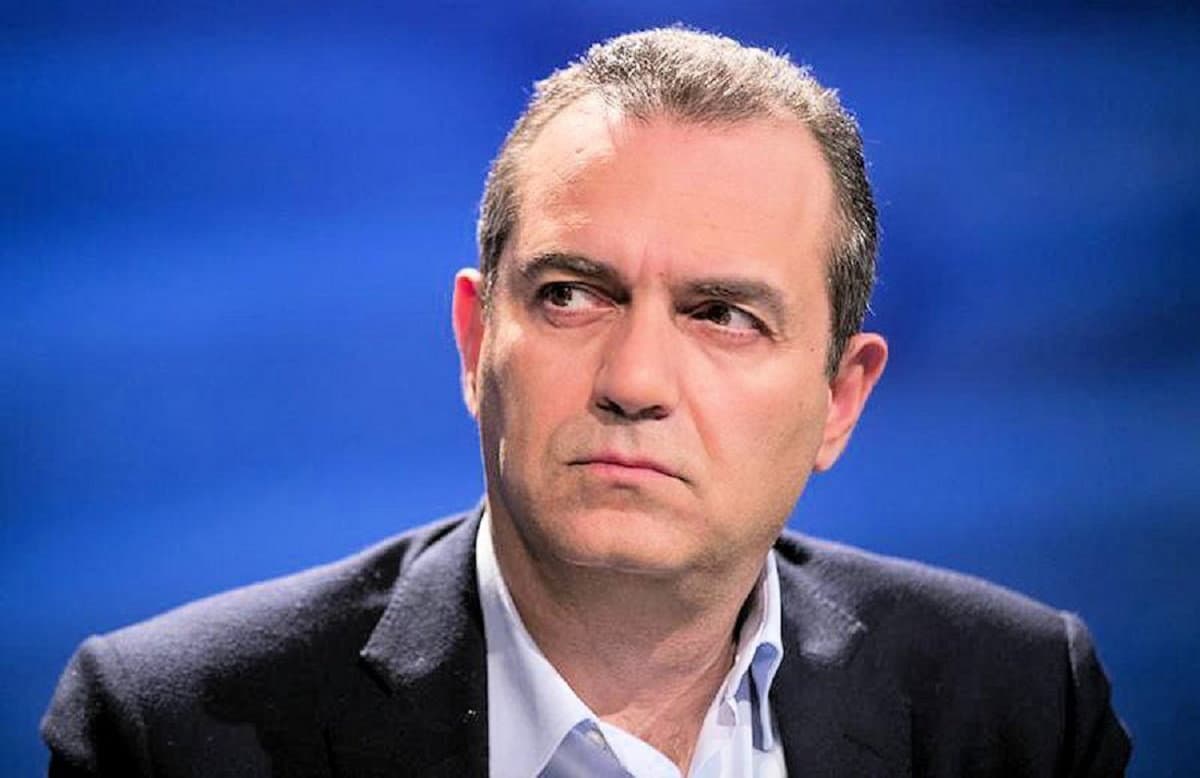 De Magistris: «Ci siamo messi in cammino per cambiare la Calabria!»