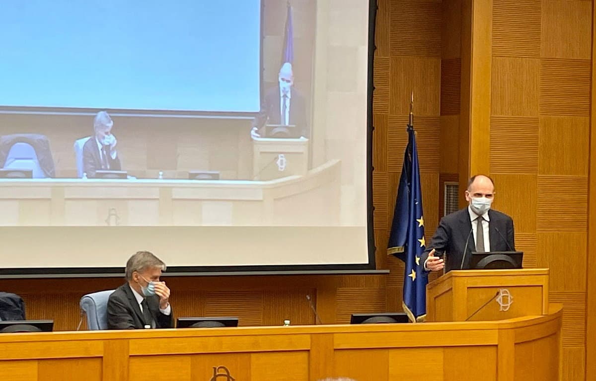 PD, il “Sì” del gruppo a Letta per avere una donna come rappresentante alla Camera