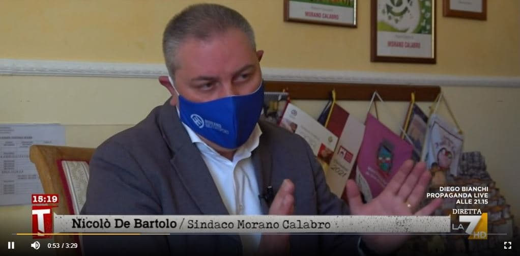 Vaccini, tra gli "altri" ci sono anche i dipendenti comunali: ma potevano essere immunizzati?
