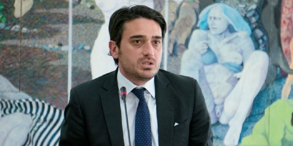 Giovani calabresi in “movimento”, nero su bianco le proposte programmatiche a Irto