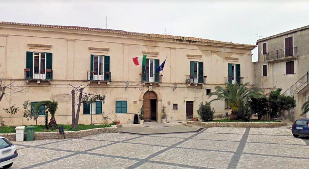 Cariati Unita attacca l’Amministrazione comunale: «approvati bilanci falsati e in rosso»