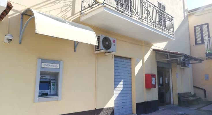 Poste italiane mette mano al restyling dello sportello di Roseto Capo Spulico
