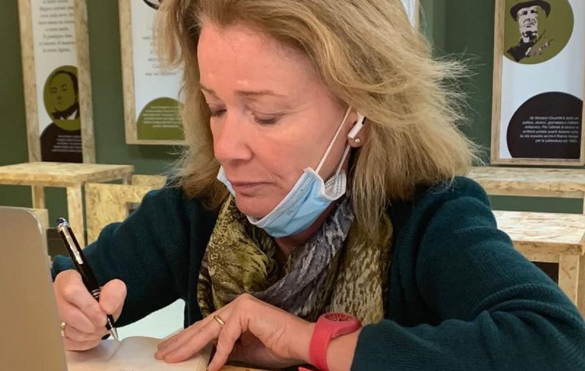 Scuola, Savaglio scrive a Bianchi: «Manca dialogo con l’Ufficio scolastico regionale. Intervenga»