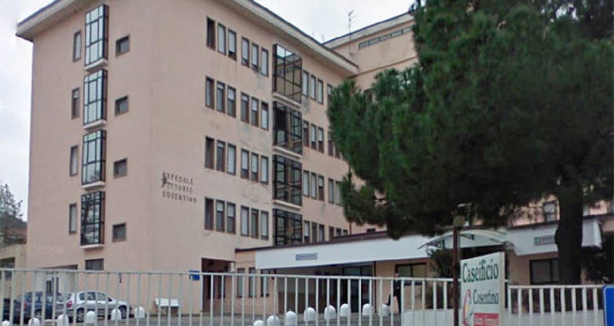 Sanità, Greco chiede la riapertura dell’ospedale Vittorio Cosentino