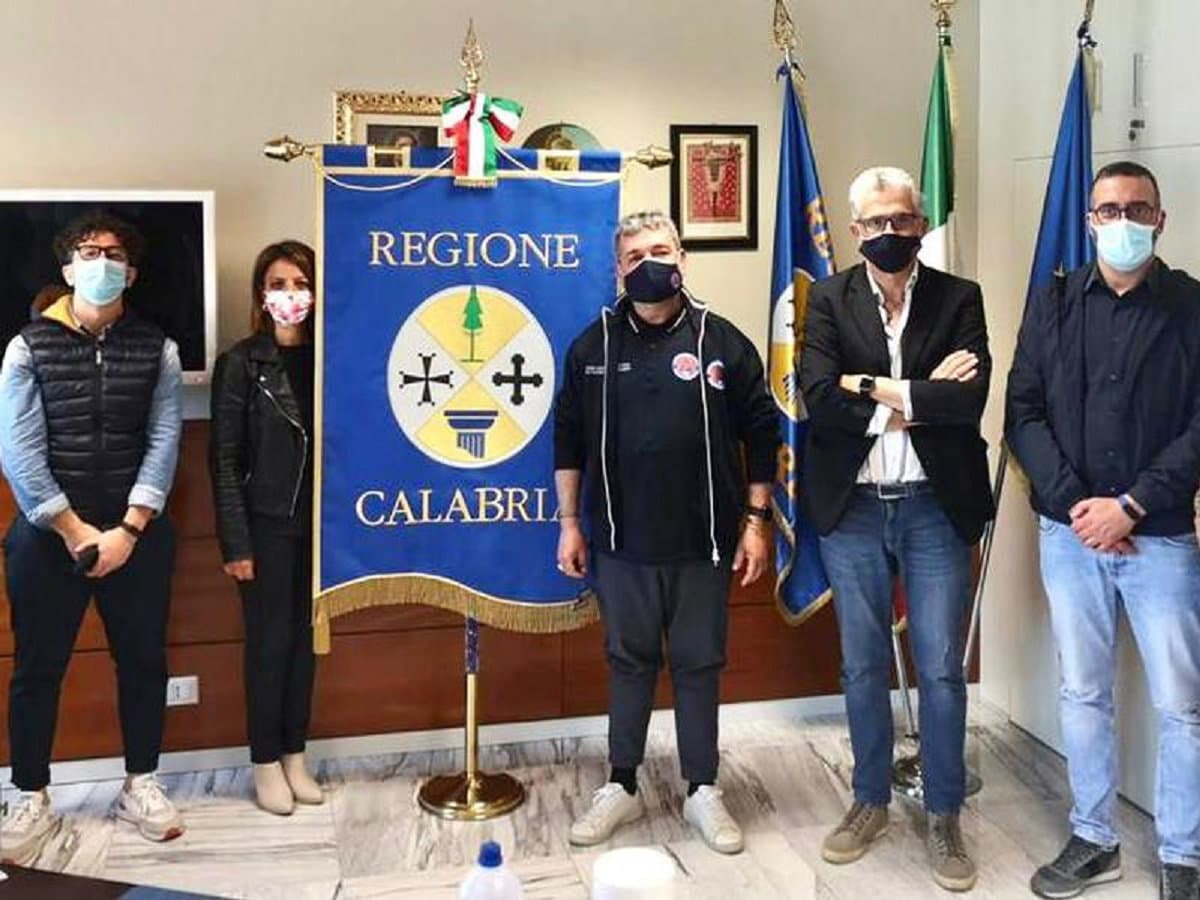 La Calabria "riconosce" la lingua dei segni: «Un traguardo importante»