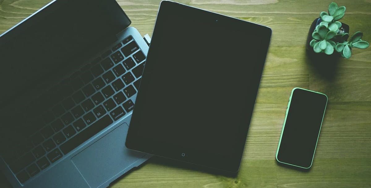 Bonus PC e Tablet, 500 euro per le famiglie con Isee fino a 20 mila euro. Limite richiesta ottobre 2021