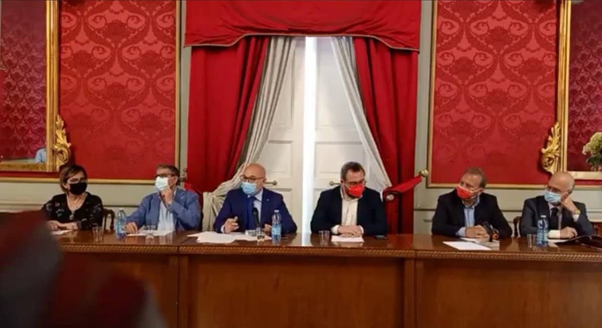 Proposta di legge di iniziativa popolare: istituire l'Asl con sedi  a Co-Ro e Castrovillari