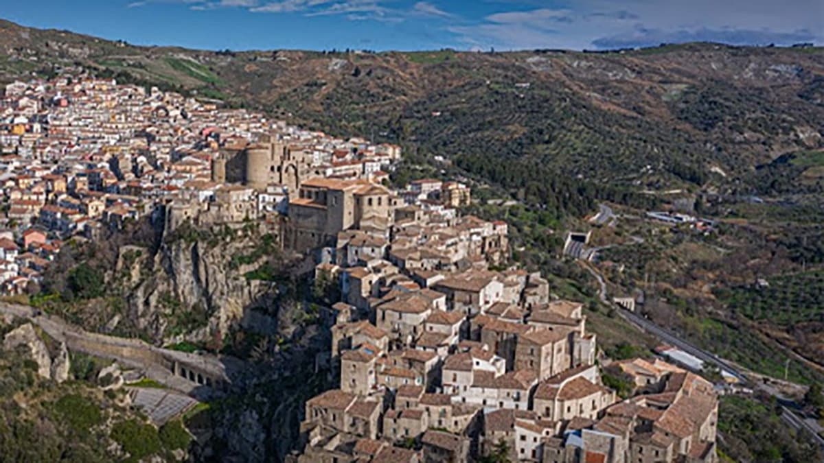 Oriolo, la minoranza consiliare sarà assente all’incontro con Spirlì: ecco le ragioni