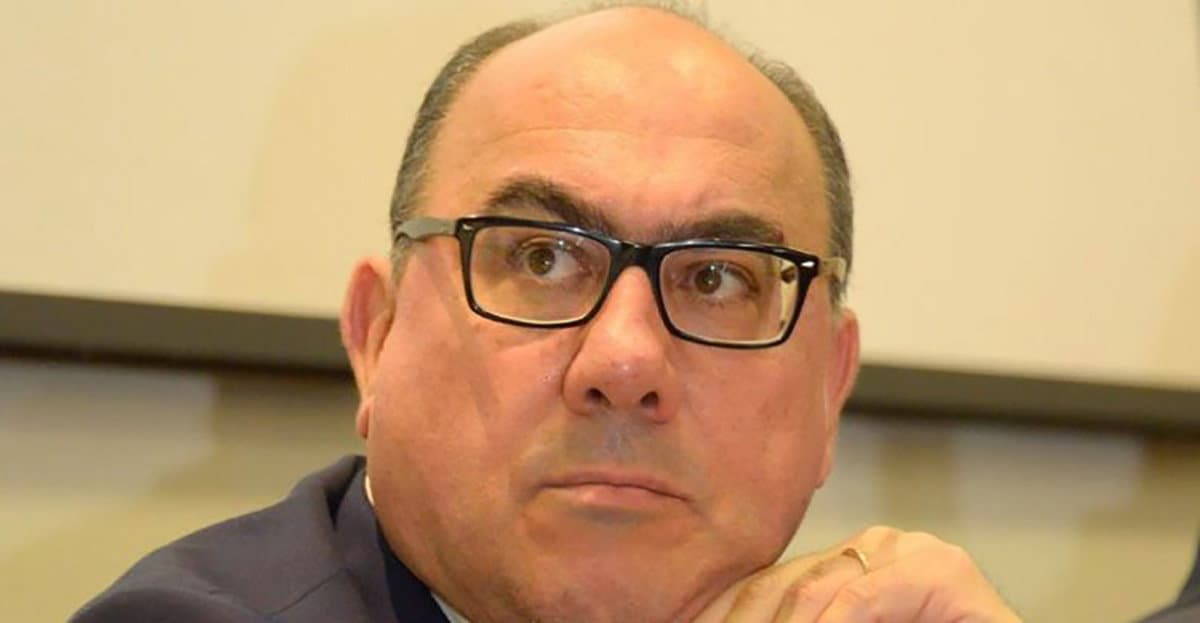 «La Regione Calabria, a quanto pare, favorisce l’illegalità»