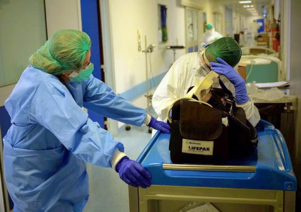 Covid, in Calabria contagi in risalita. Dei 77nuovi casi 42 sono in provincia di Cosenza - TUTTI I NUMERI DEL CONTAGIO