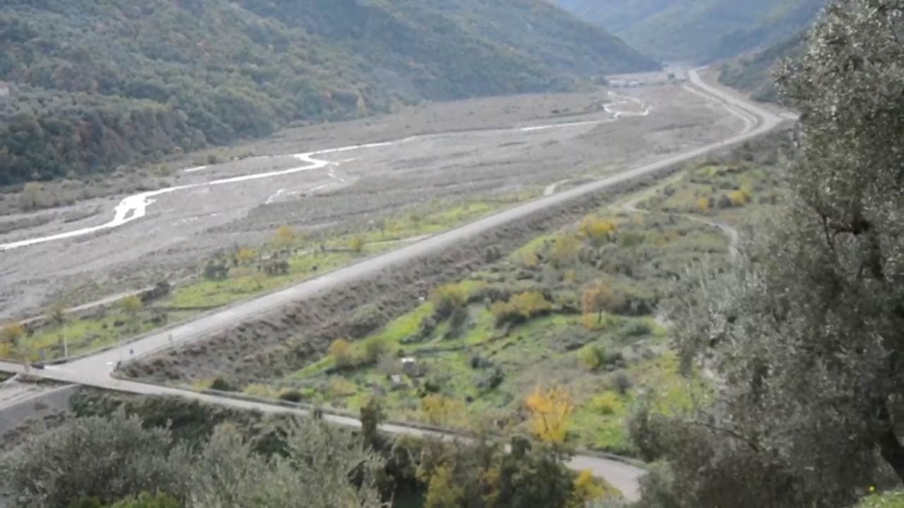 Vertenza lavoratori Sila-Mare, la senatrice Abate chiama in causa Regione e Prefettura