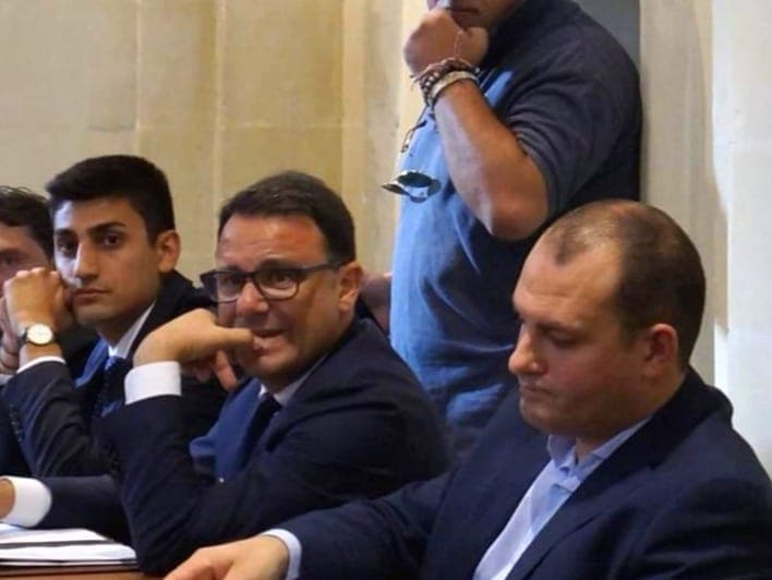 «Contro di noi odio e indifferenza». Co-Ro Domani passa all’opposizione