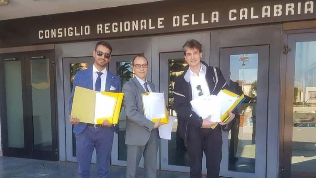 Taglio ai privilegi, la proposta di legge di Tavernise (M5S): «Restituire, ai cittadini, fiducia nelle istituzioni»