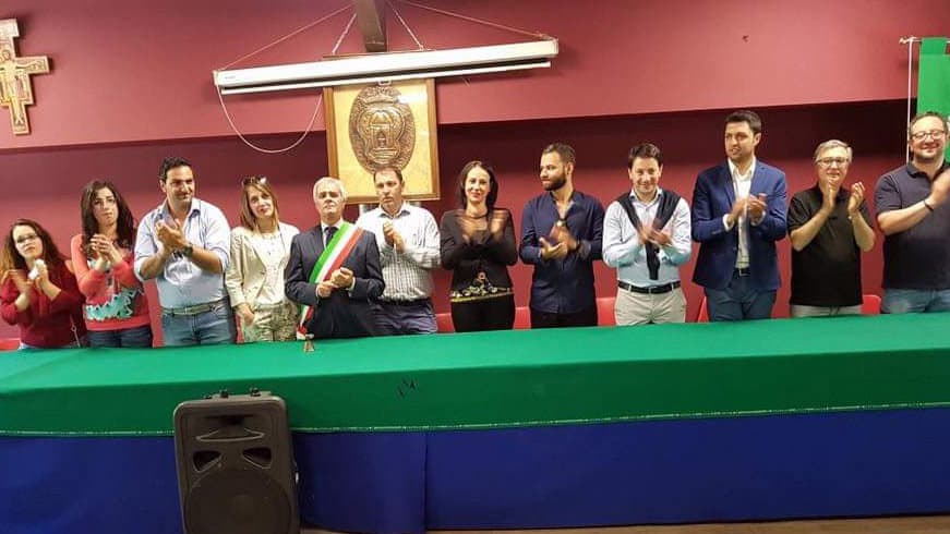 Crisi a Longobucco, il sindaco Pirillo ora è con le spalle al muro. Ma c’è il rebus dell’opposizione