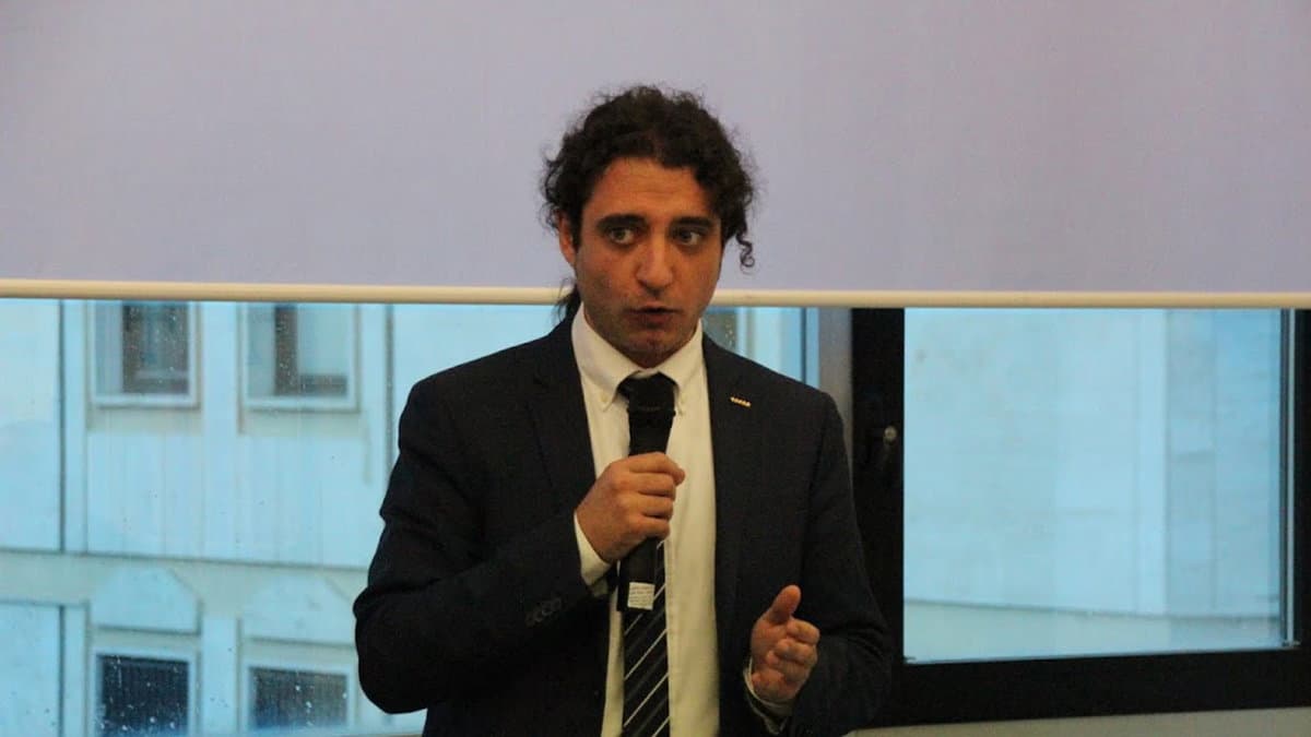 Agricoltura, Parentela (M5S): «Fondi per la promozione del miele in arrivo per comparto apistico»