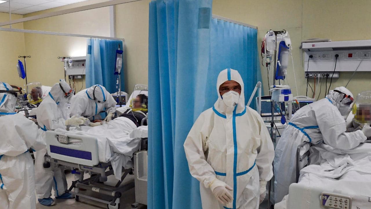 Covid in Calabria: 1.600 contagi e 15 nuovi ricoveri