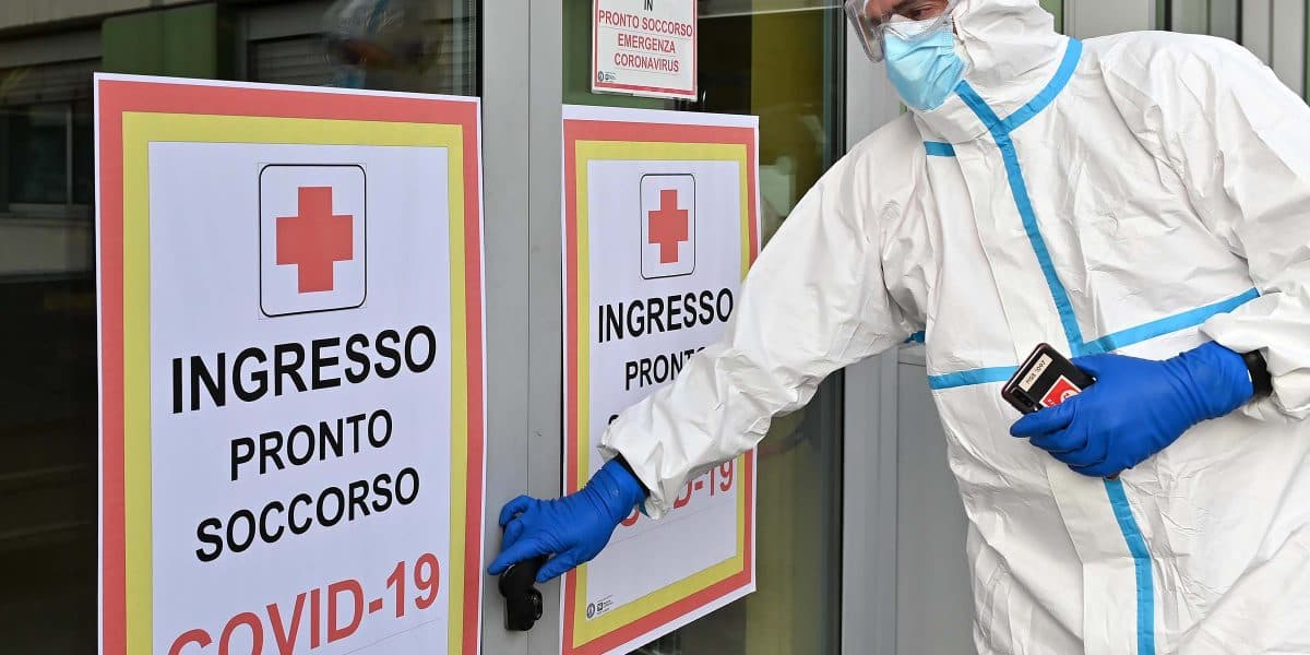 Covid Calabria, pandemia in fase di stallo: stabili le ospedalizzazioni e morti in aumento