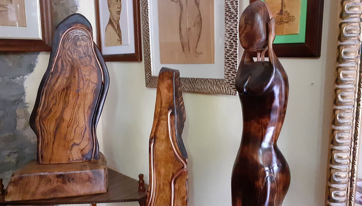 Pasquale Santoro, scultore del legno e della pietra
