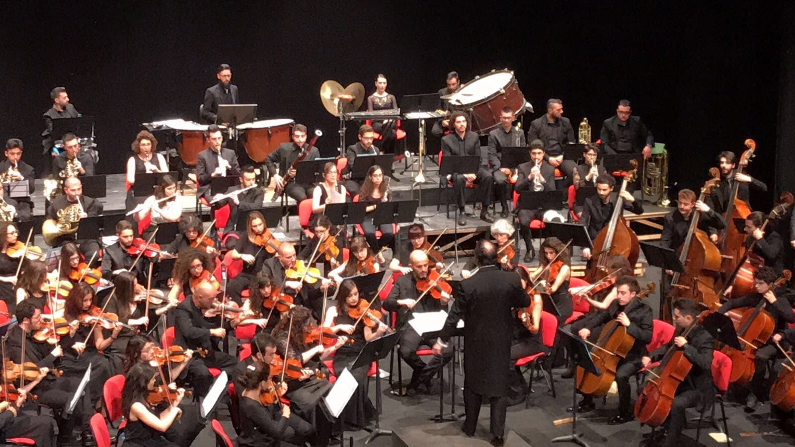 Morano, 30 anni di musica e teatro: l’Allegra Ribalta festeggia con l’Orchestra Sinfonica di Cosenza