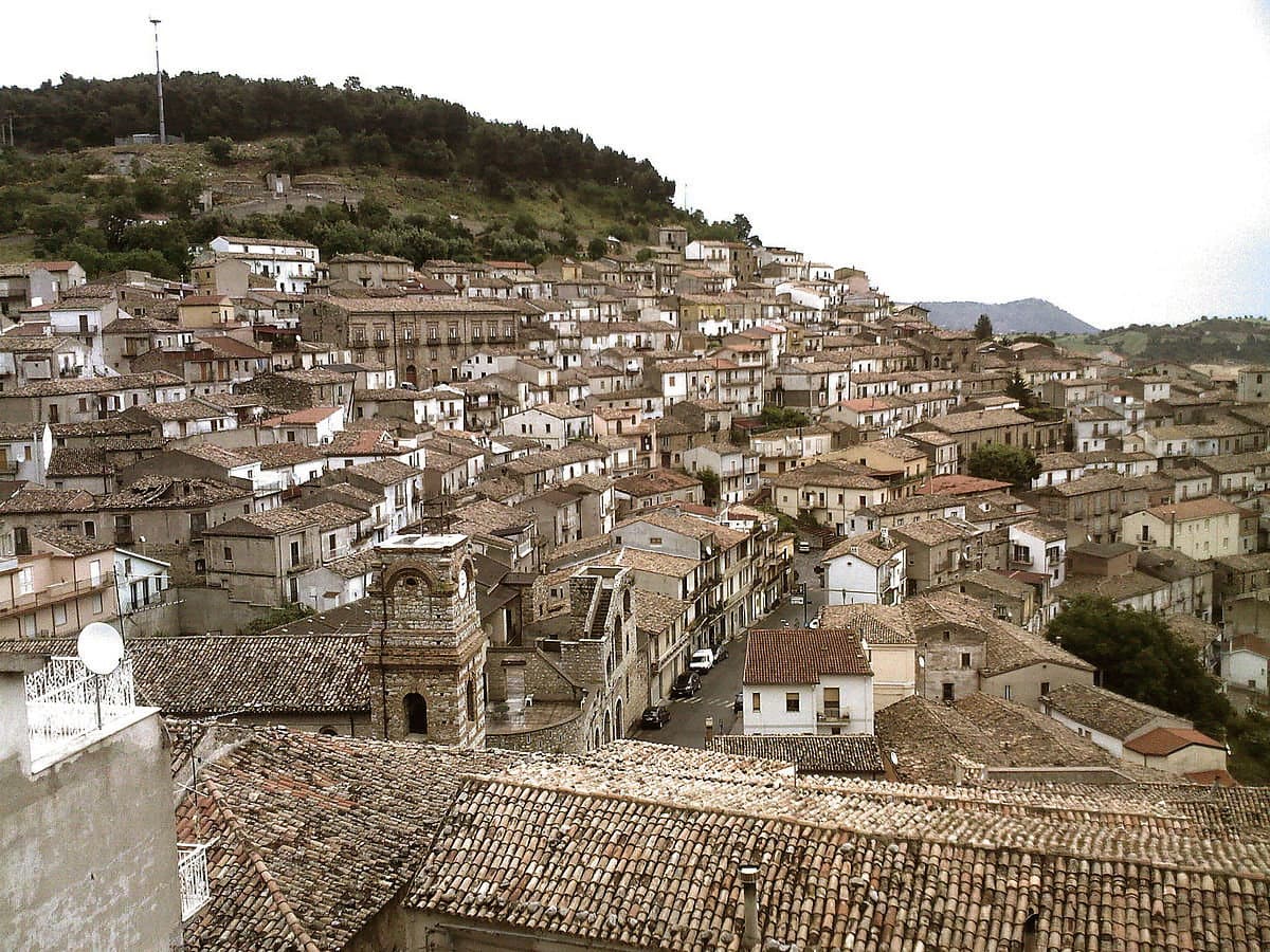 Cerchiara di Calabria, per l'opposizione l'Amministrazione comunale sui profughi ucraini ha fatto una «figuraccia»