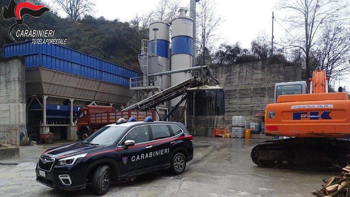 Sequestrato dai Carabinieri Forestale impianto di produzione di calcestruzzo