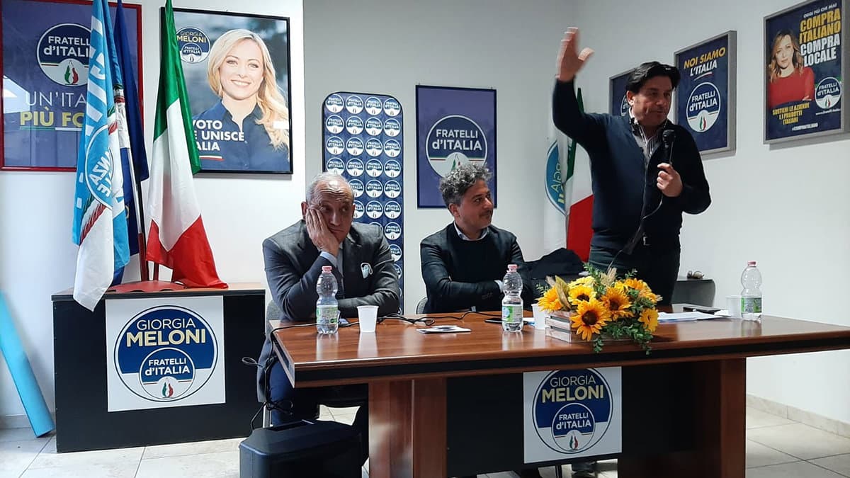 "Detto fatto", Statuto comunale: Fratelli d'Italia diffida Flavio Stasi
