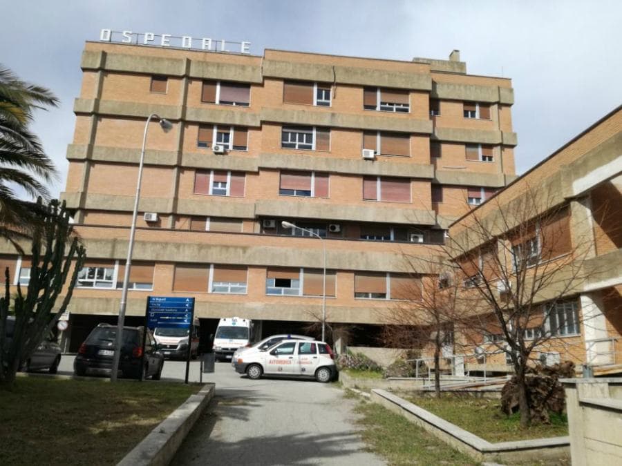 «Rischio declassamento per l'ospedale Chidichimo» L'allarme del sindaco Mazzia