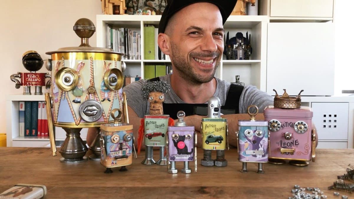 A Co-Ro il workshop “Un robot per amico" con il designer di fama internazionale Massimo Sirelli