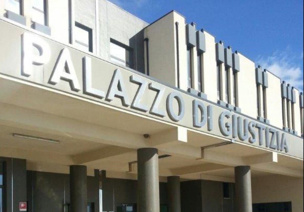 Droga e resistenza a pubblico ufficiale: assolto un cinquantenne rossanese