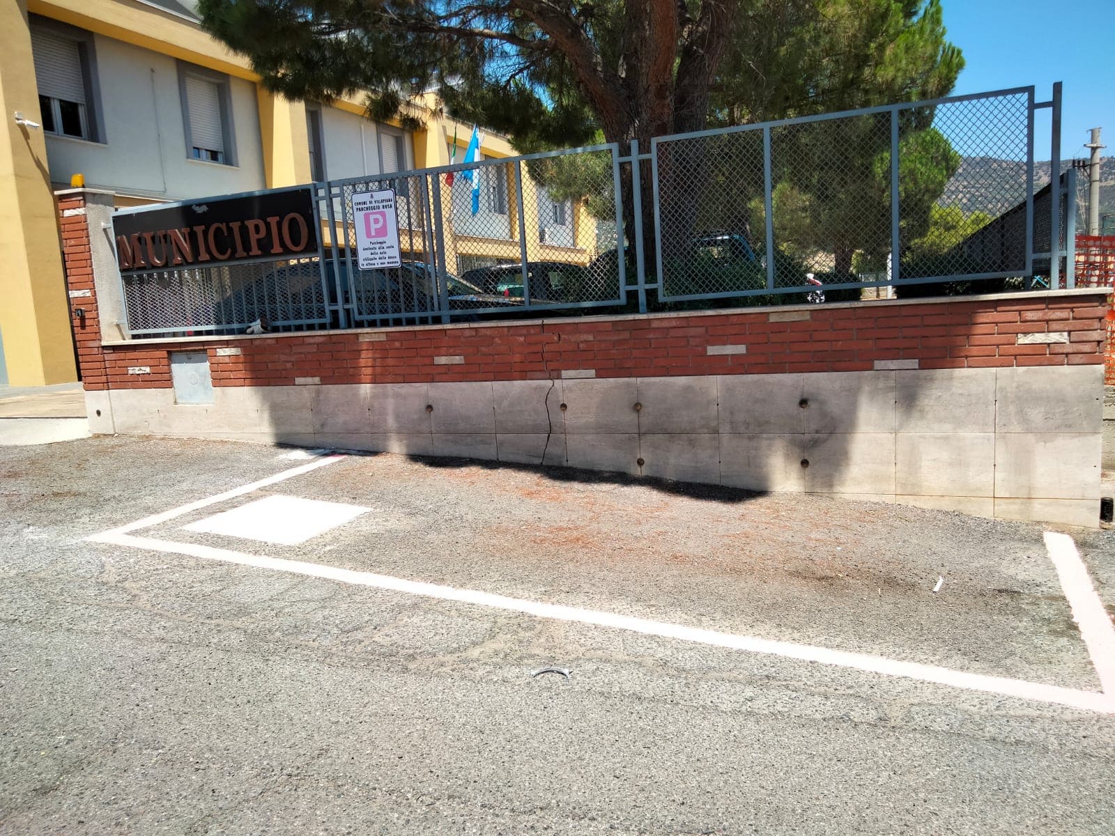 Villapiana, l'Amministrazione comunale introduce i parcheggi rosa