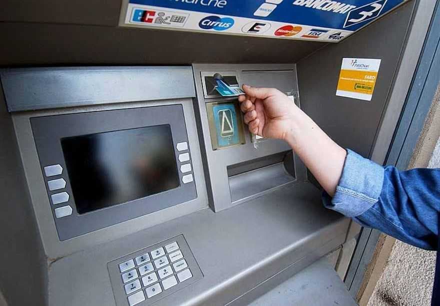 Mandatoriccio è da mesi senza banca e da 20 giorni anche senza sportello bancomat