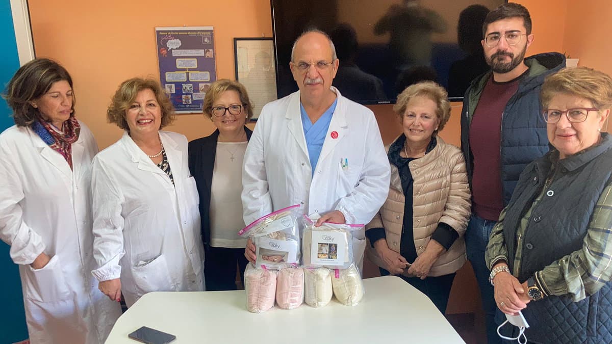 All'Annunziata arriva il guanto "Zaky" per coccolare i neonati in assenza di mamma e papà