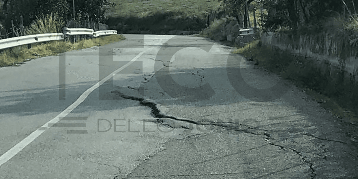 Il dio degli uomini ha dimenticato le strade provinciali della Sila greca: Paludi sempre più isolata